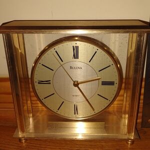 BULOVA DESK MANTLE CLOCK Grand Prix Brass Analog Quartz Japan B1700. AS IS